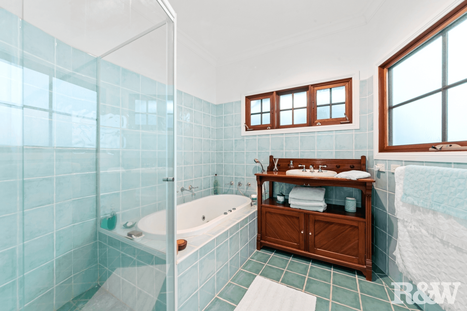 43 High View Road, Pretty Beach, NSW 2257