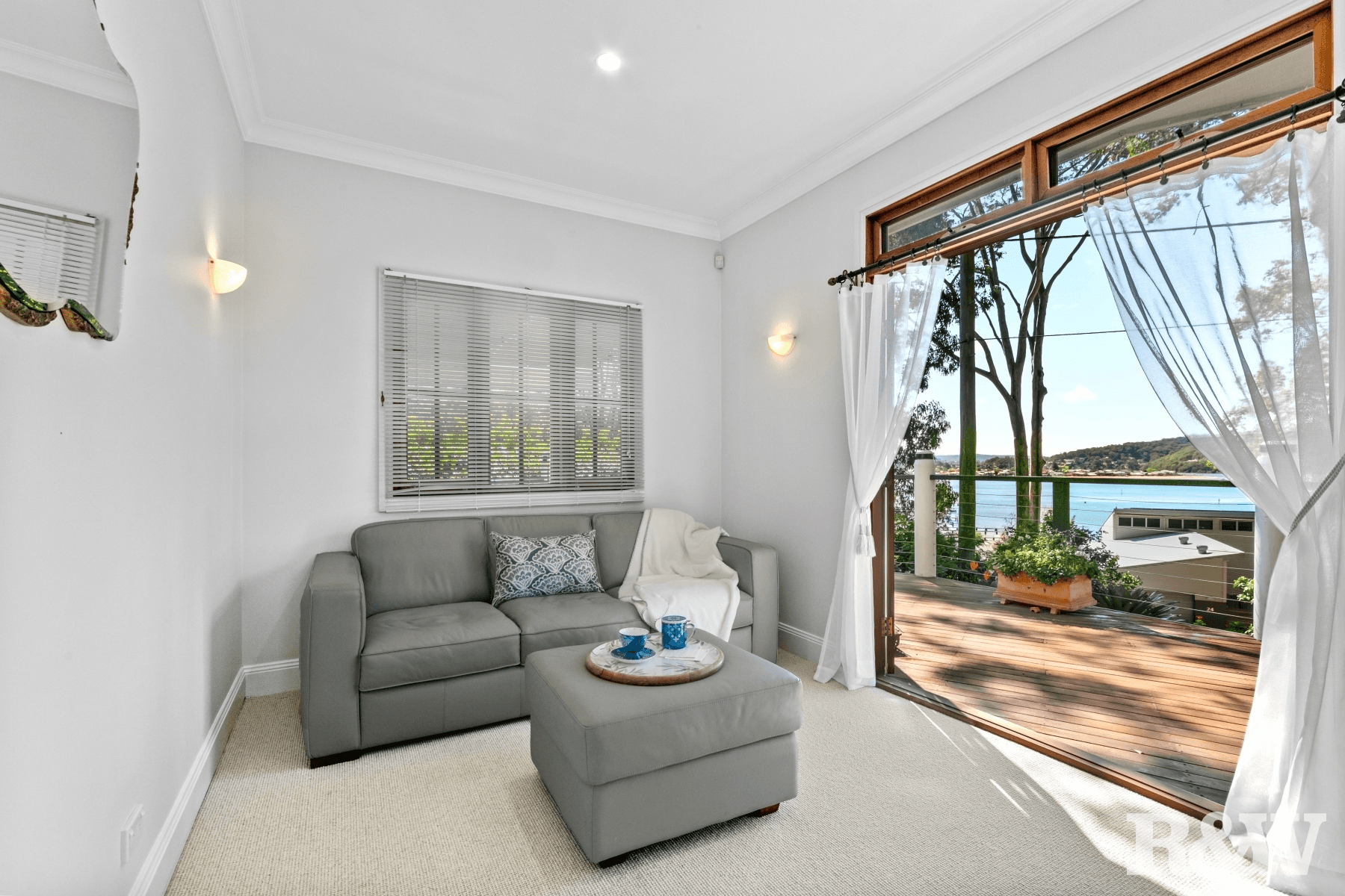 43 High View Road, Pretty Beach, NSW 2257