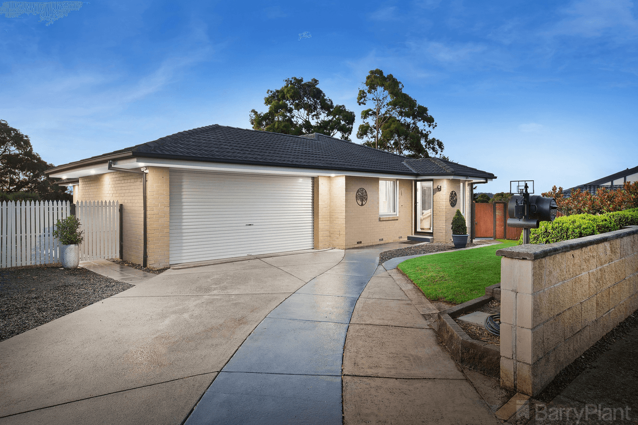 11 Marraroo Close, Bayswater North, VIC 3153