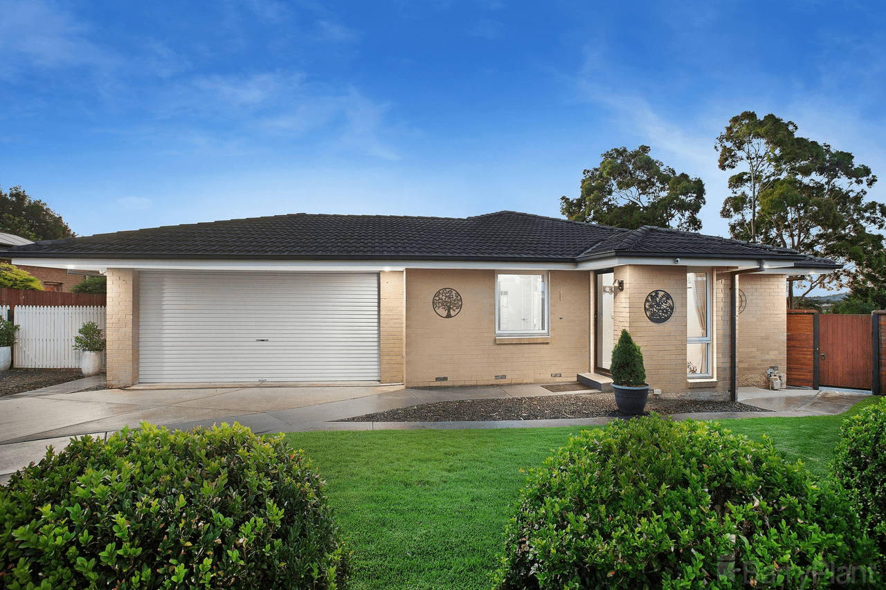 11 Marraroo Close, Bayswater North, VIC 3153