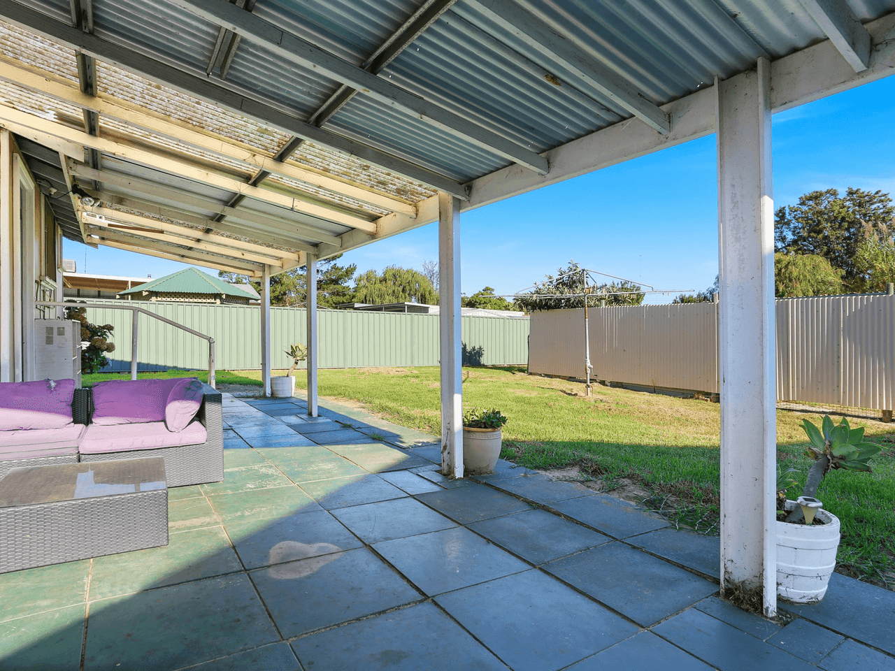 4 Merriedale Crescent, HARVEY, WA 6220