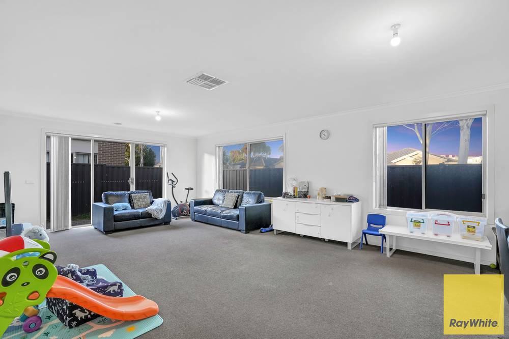 9 Wando Close, TRUGANINA, VIC 3029