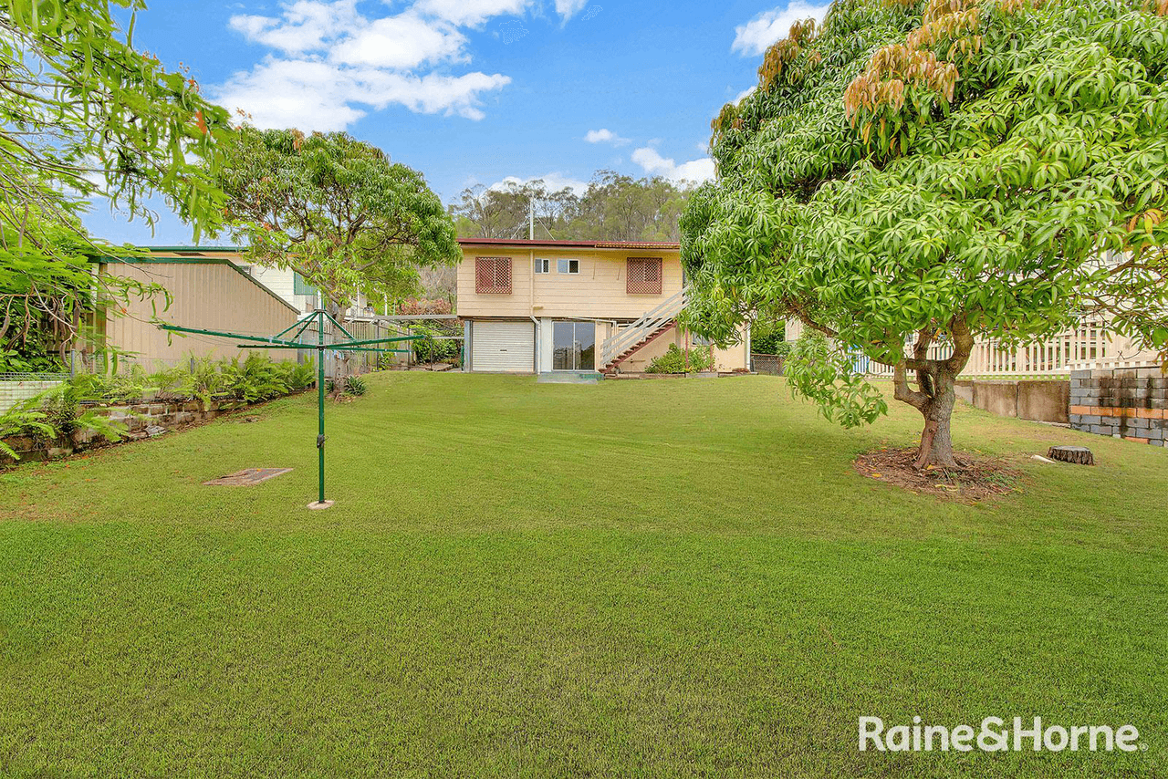 23 Pine Avenue, WEST GLADSTONE, QLD 4680