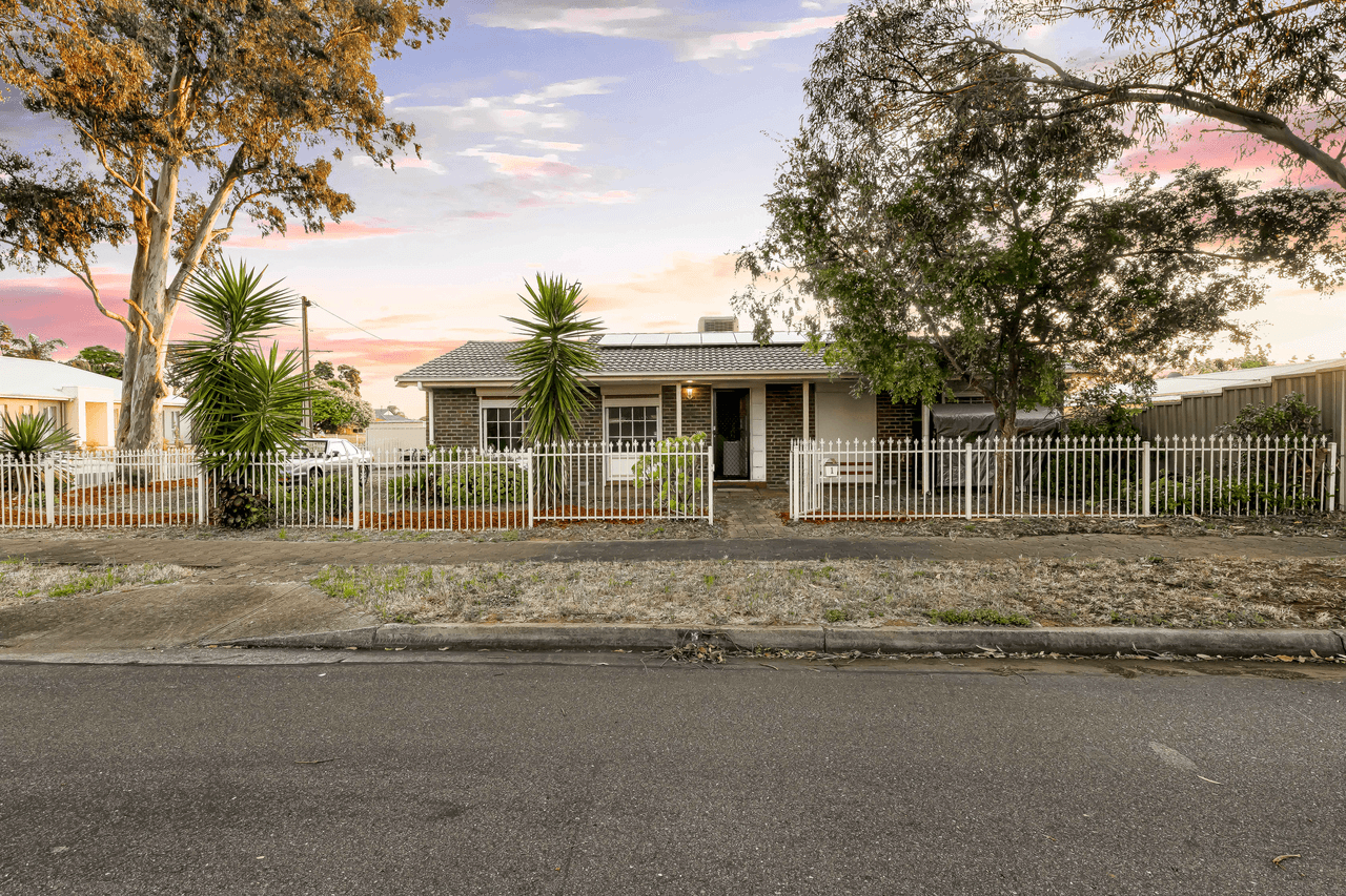 1 Dienelt Drive, PARA HILLS WEST, SA 5096