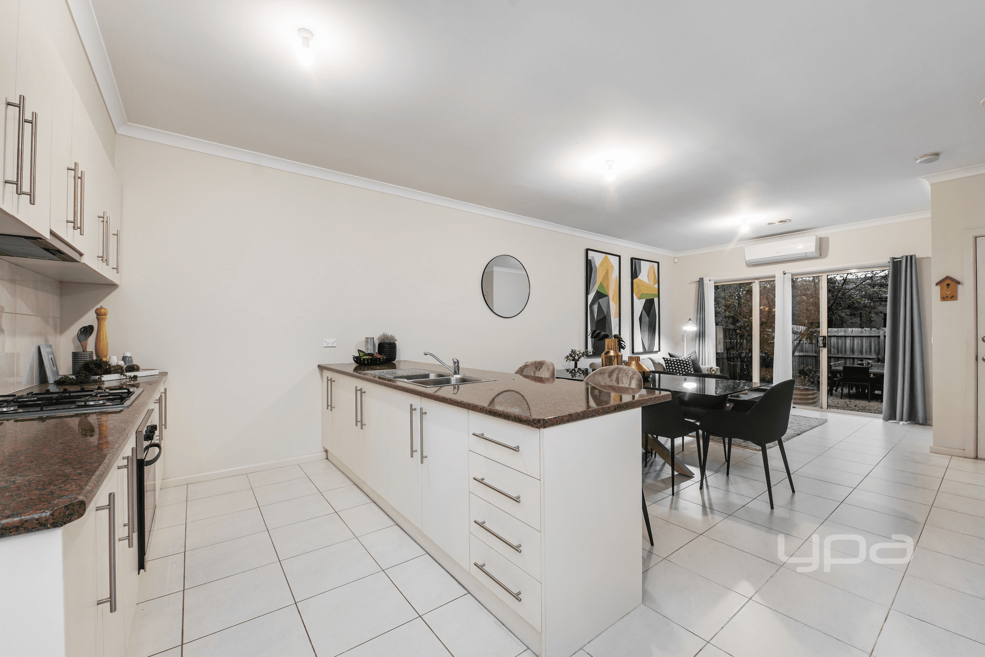 17 Tintern Terrace, South Morang, VIC 3752