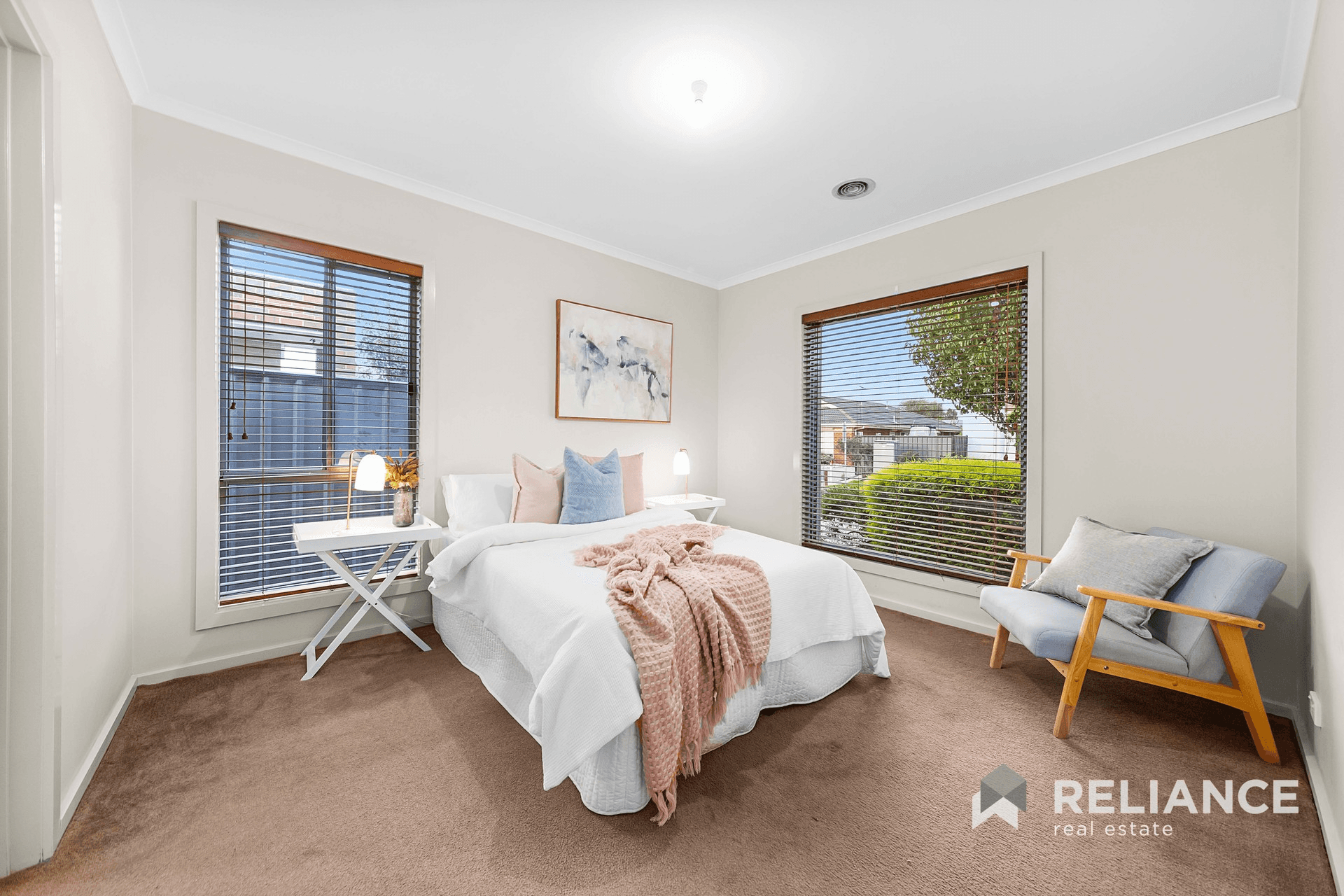 2/39 Astley Crescent, Point Cook, VIC 3030
