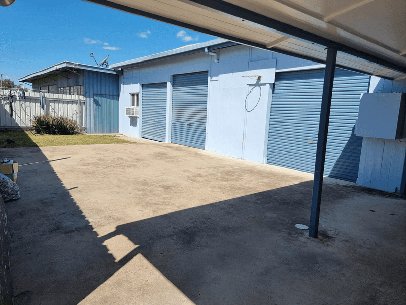 25 Rutherford St, MONTO, QLD 4630