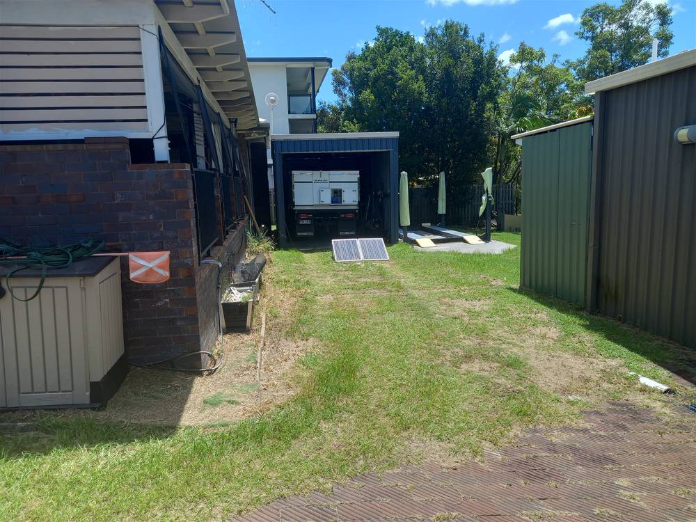 8 Carlo Road, RAINBOW BEACH, QLD 4581