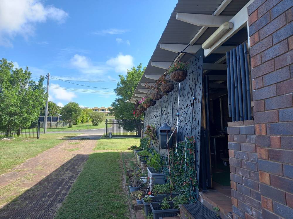 8 Carlo Road, RAINBOW BEACH, QLD 4581