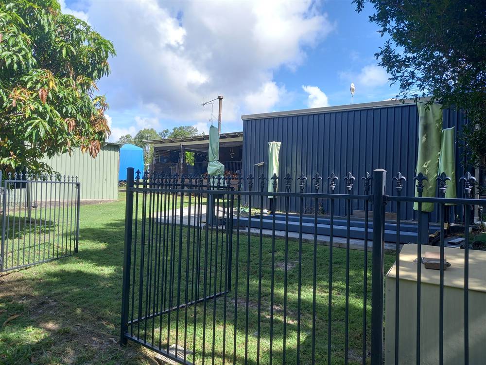 8 Carlo Road, RAINBOW BEACH, QLD 4581