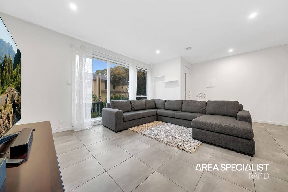 53 Cilento Crescent, Lynbrook, VIC 3975