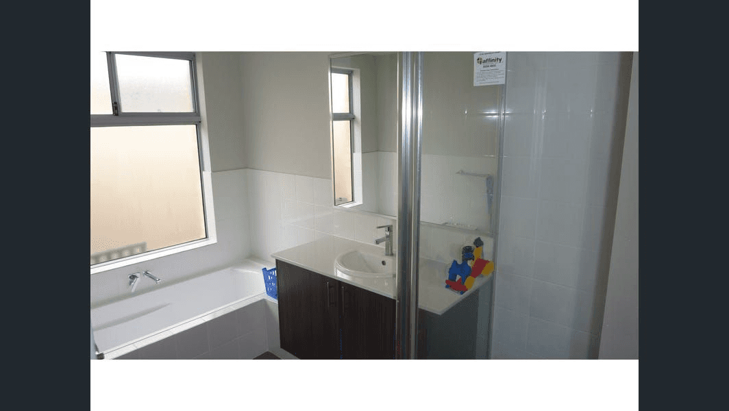 20 Pardillo Way, CAVERSHAM, WA 6055
