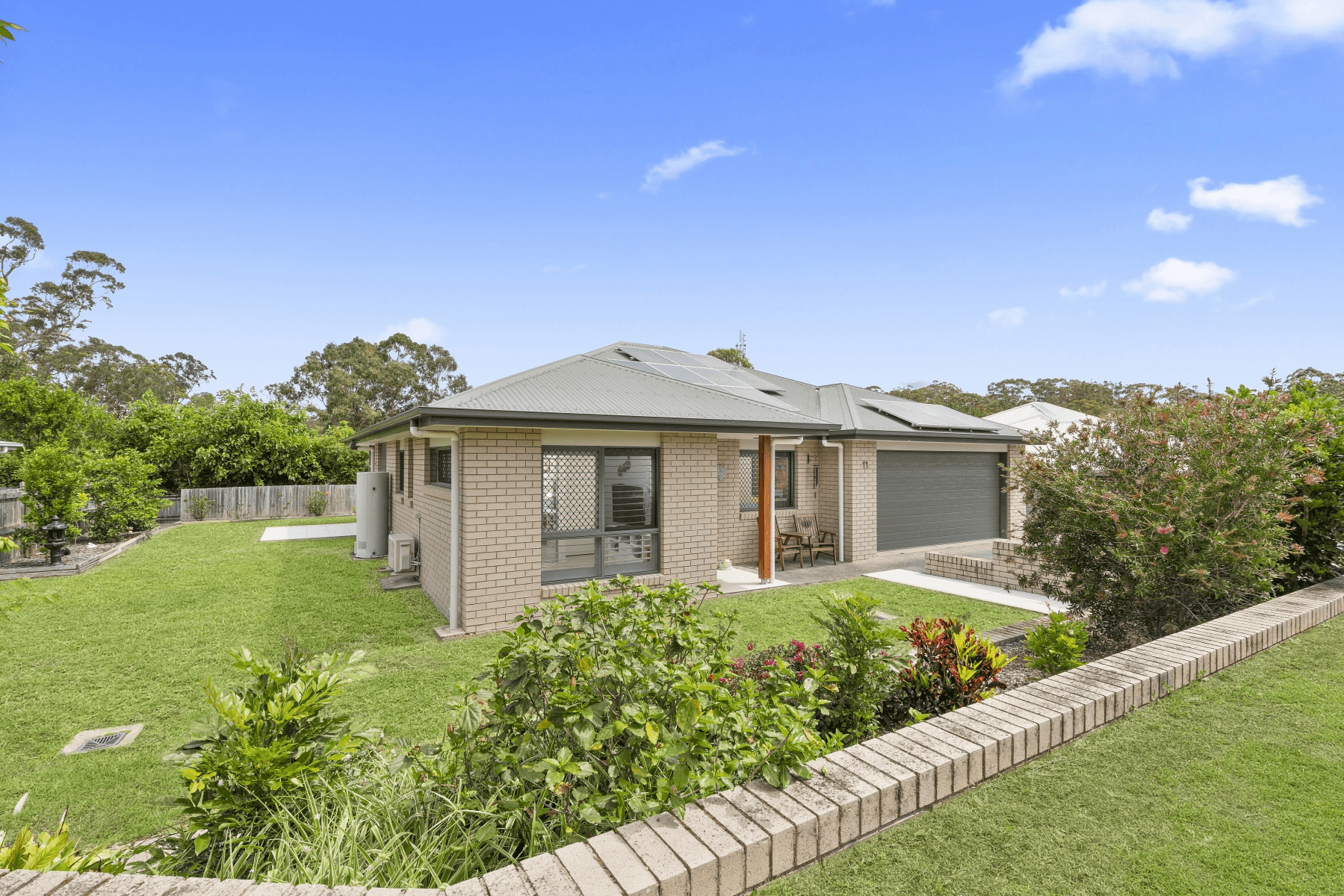 11 Lloyd Street, BEERWAH, QLD 4519