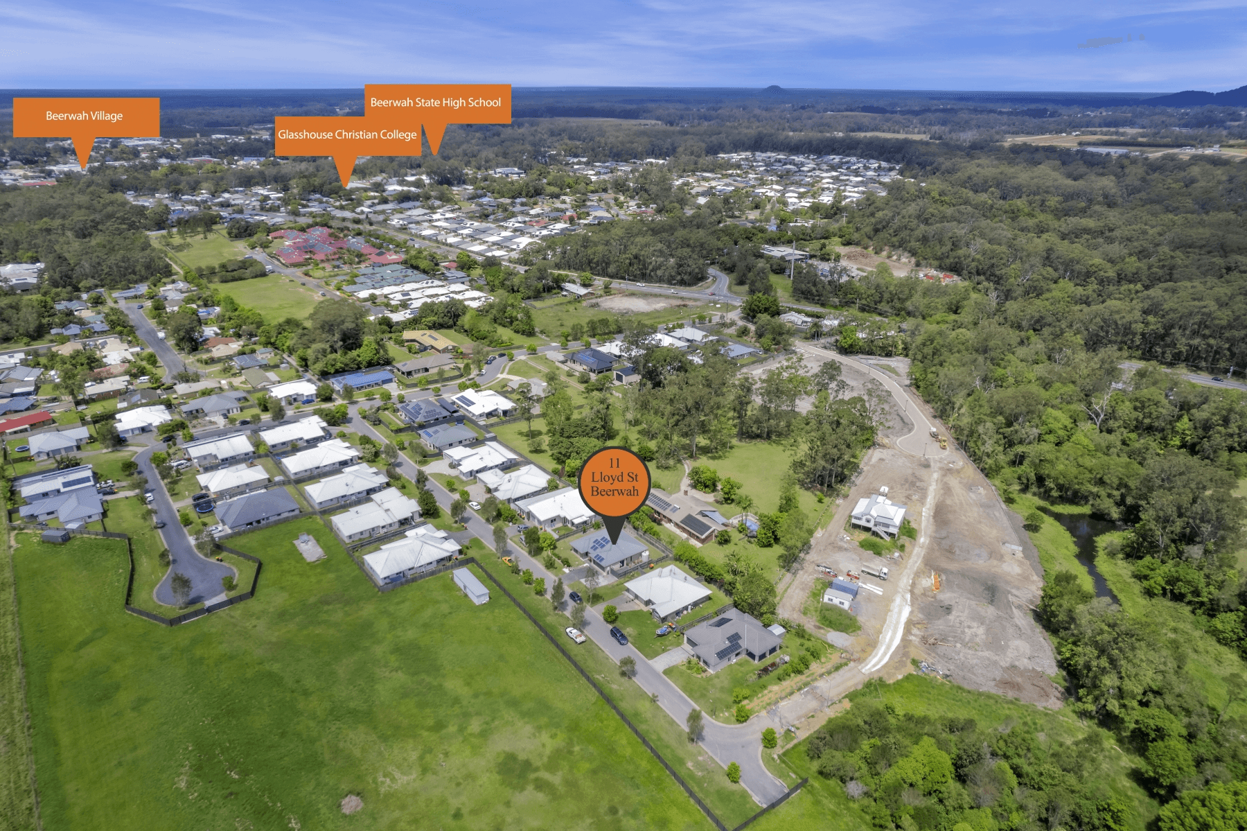 11 Lloyd Street, BEERWAH, QLD 4519
