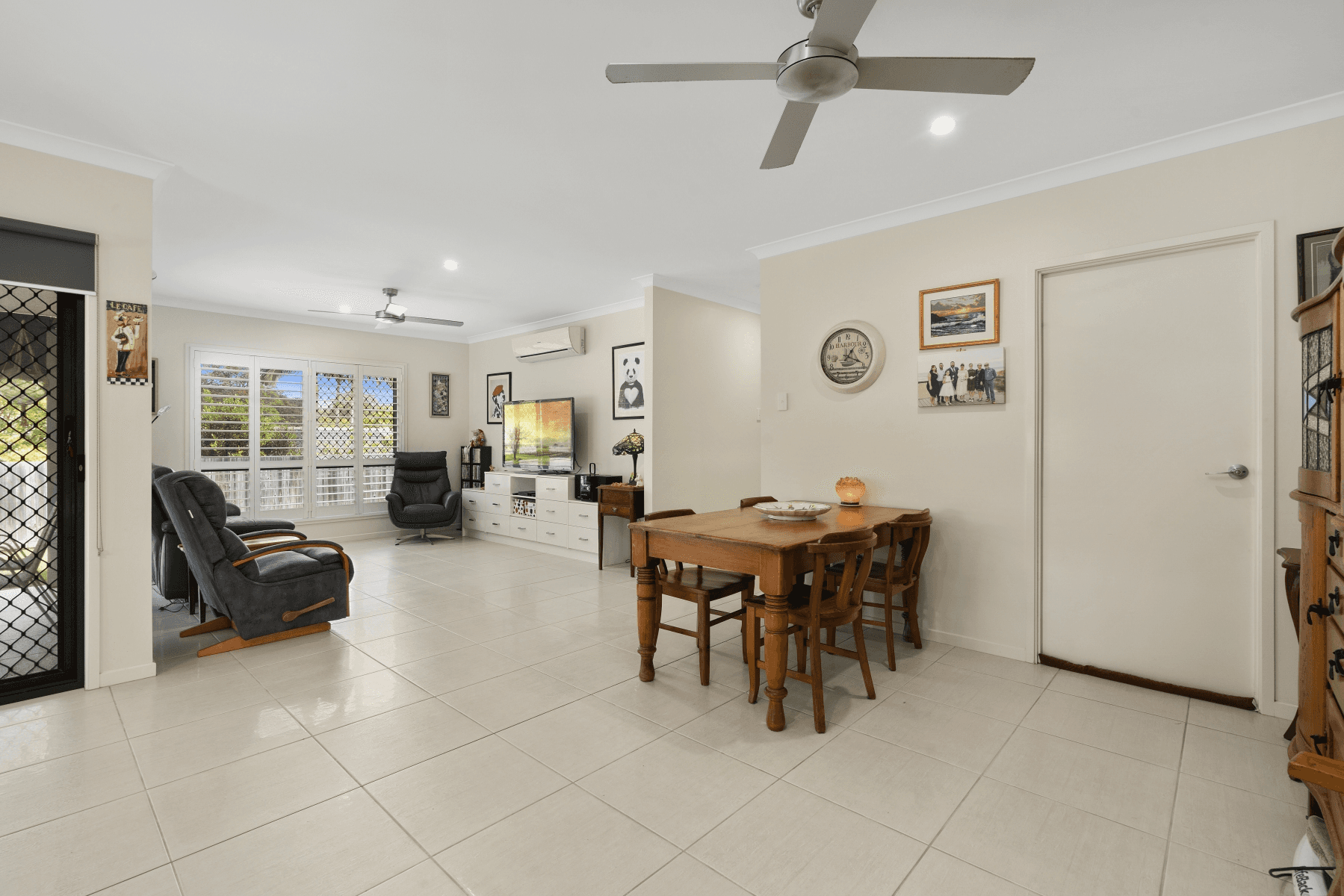 11 Lloyd Street, BEERWAH, QLD 4519