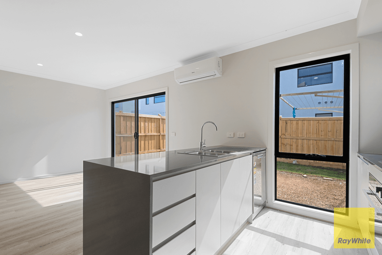 44 Sasha Crescent, TRUGANINA, VIC 3029