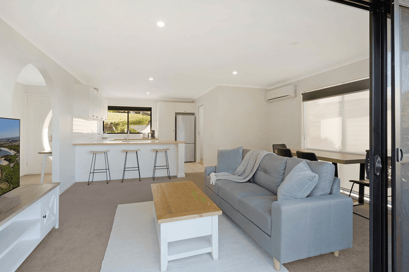 38 Surf Circle, Tura Beach, NSW 2548