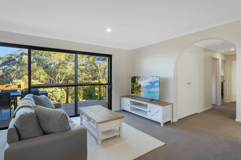 38 Surf Circle, Tura Beach, NSW 2548