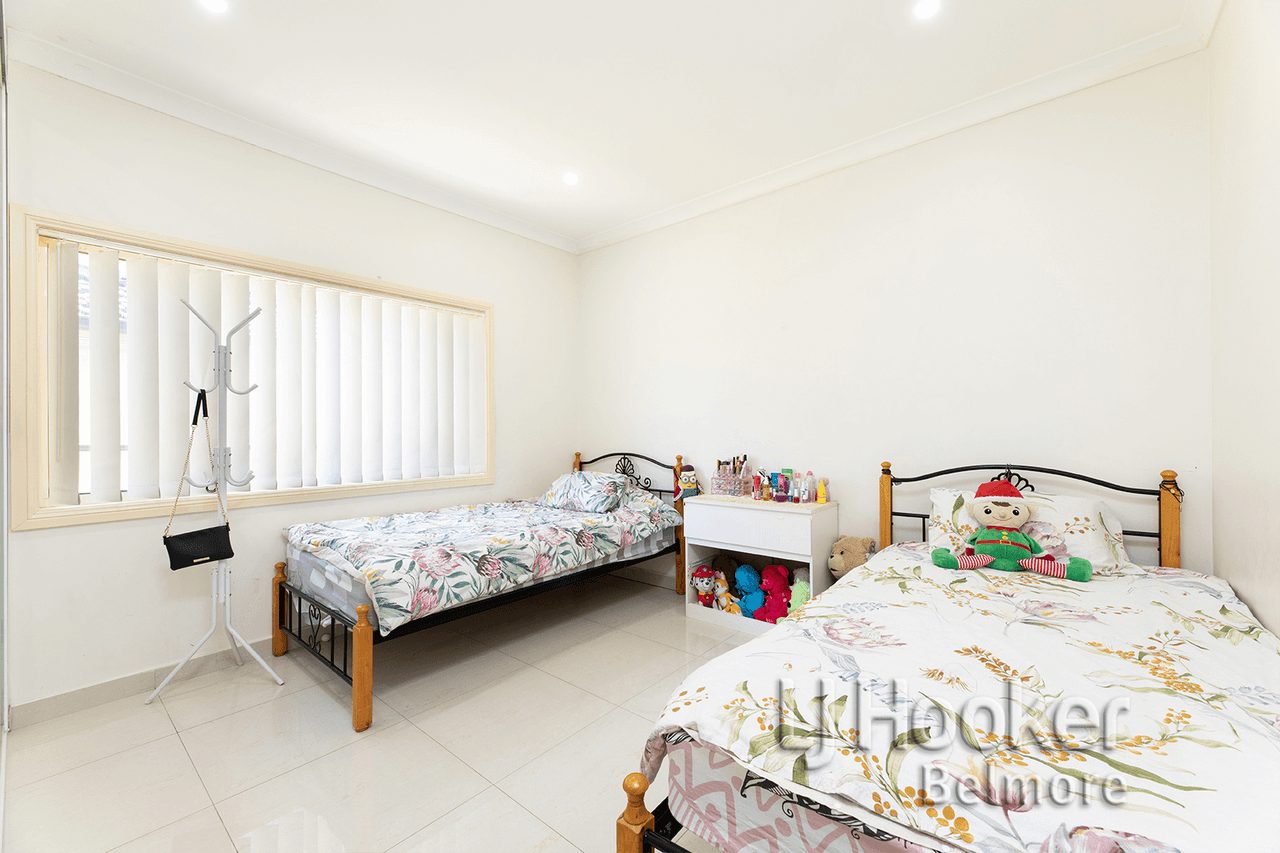 129 Old Kent Road, GREENACRE, NSW 2190