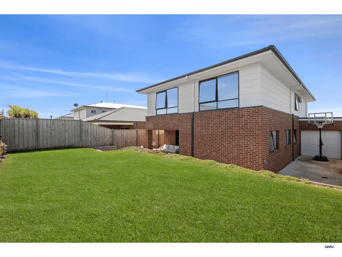 25 Hibbertia Street, Torquay, VIC 3228