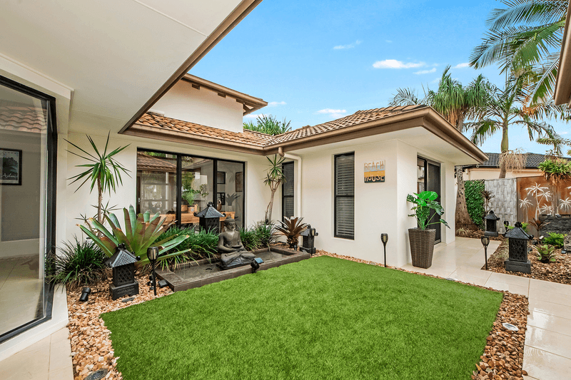 2 Mandolin Avenue, Helensvale, QLD 4212