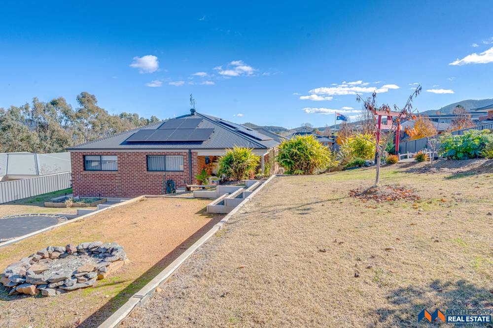 4 Sanderson Rise, MYRTLEFORD, VIC 3737