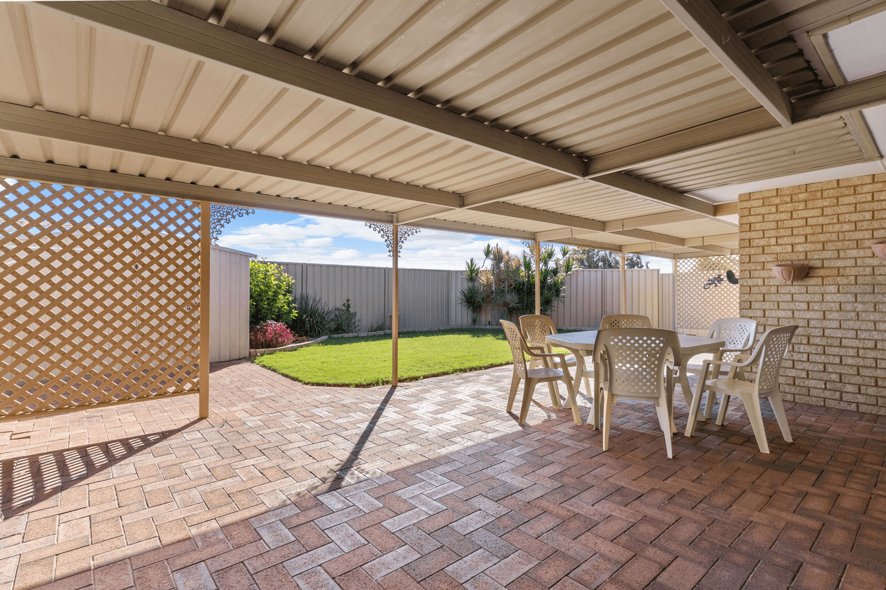 7 Kidbrooke Way, KINGSLEY, WA 6026