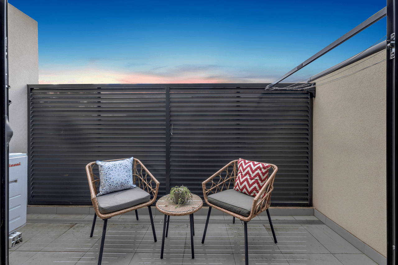 2/445 Bell Street, PASCOE VALE SOUTH, VIC 3044