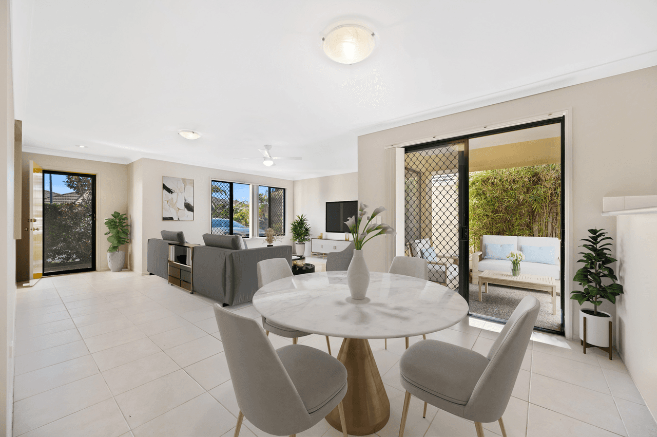 112/2-4 Langport Parade, MUDGEERABA, QLD 4213