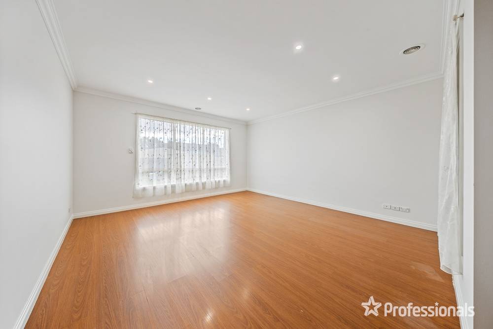 18 Astley Wynd, LYNBROOK, VIC 3975