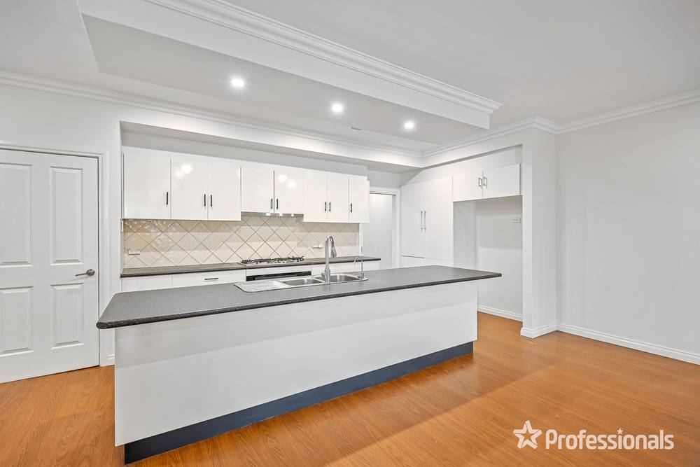 18 Astley Wynd, LYNBROOK, VIC 3975