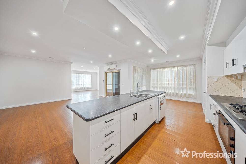 18 Astley Wynd, LYNBROOK, VIC 3975