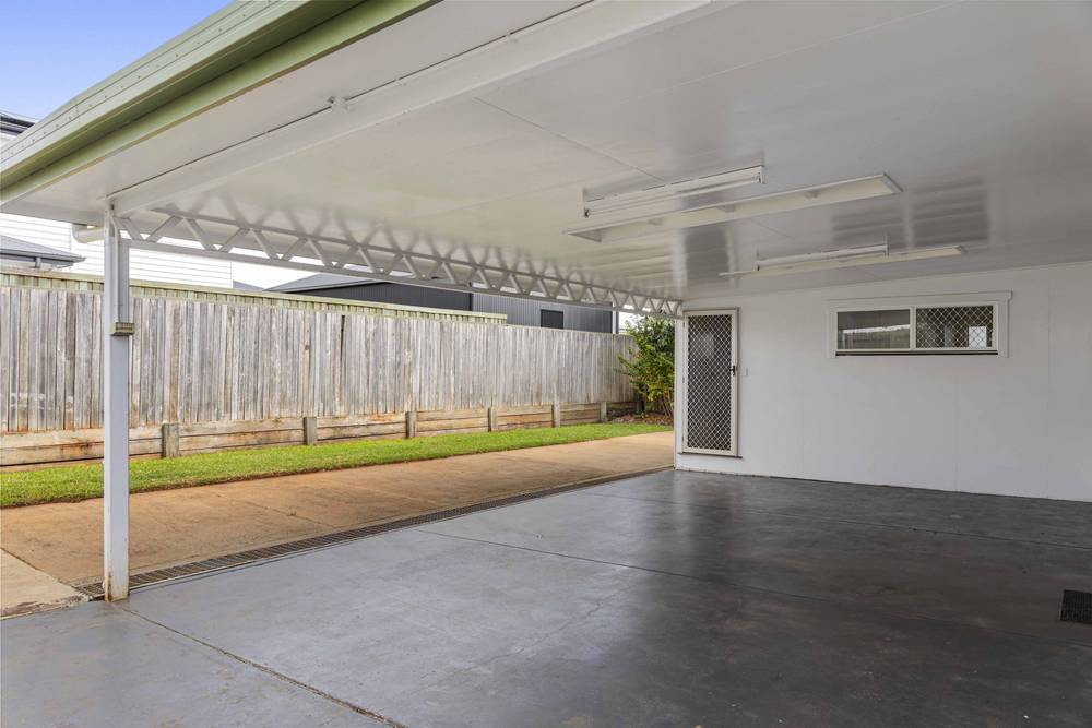 88 Spring Street, Middle Ridge, QLD 4350