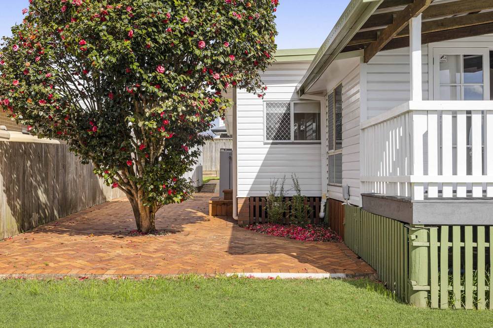 88 Spring Street, Middle Ridge, QLD 4350