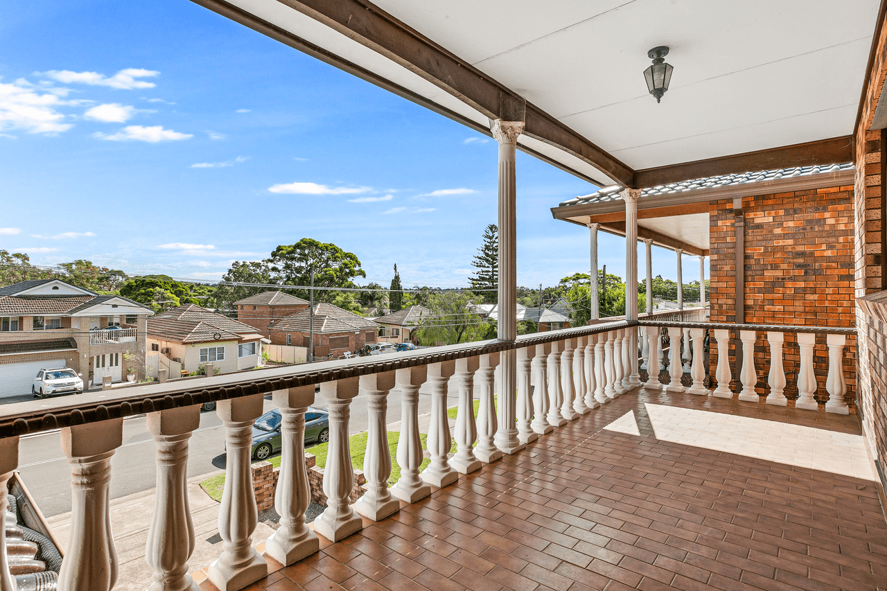 41 Caldwell Parade, YAGOONA, NSW 2199