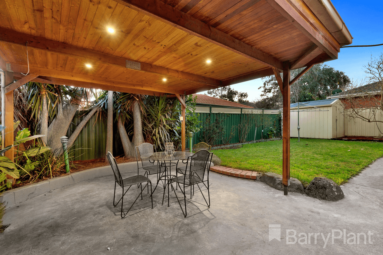 3 Corrigan Place, Mill Park, VIC 3082