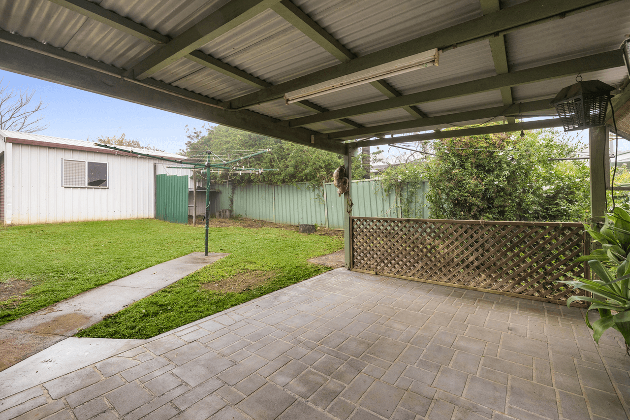 15 Brim Street, NEWTOWN, QLD 4350