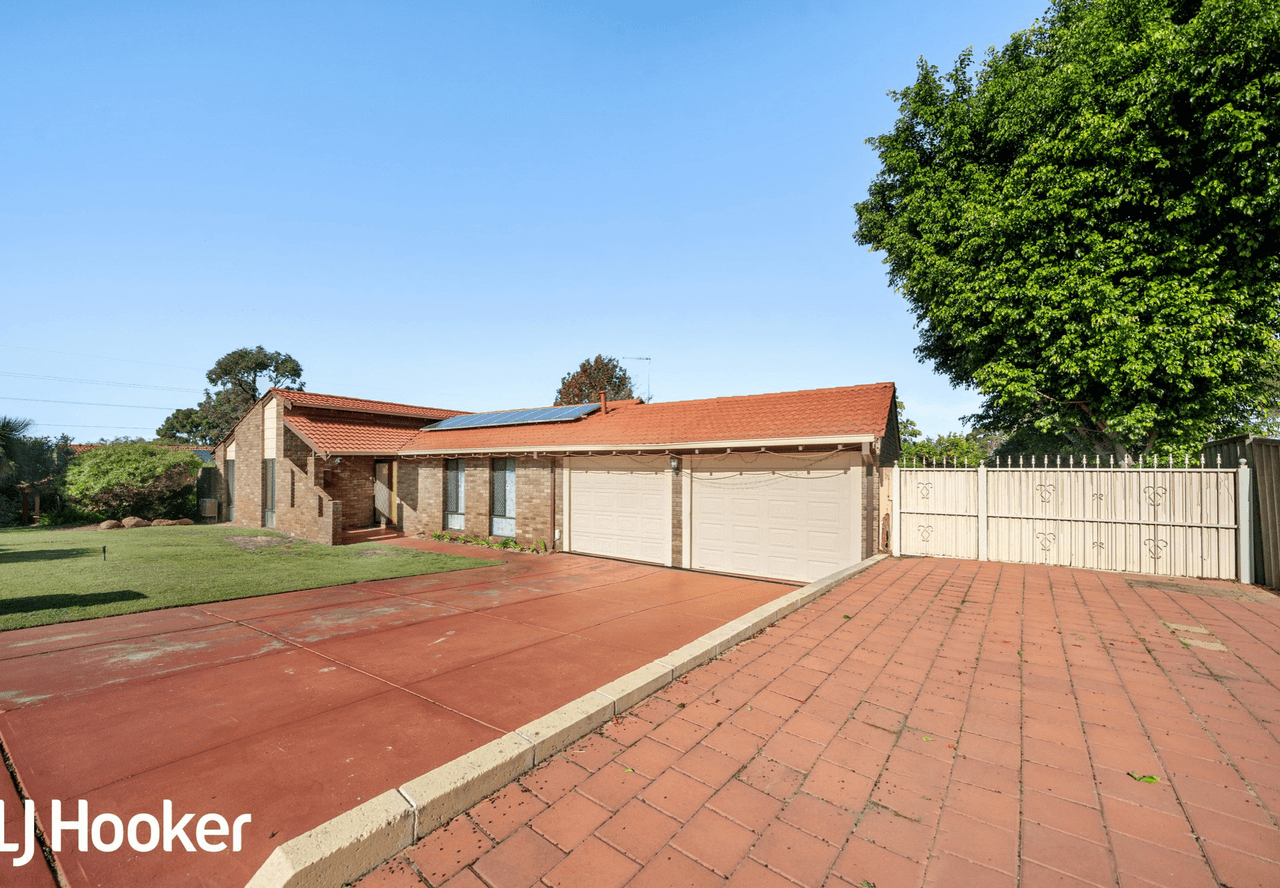 6 Rae Place, LEEMING, WA 6149