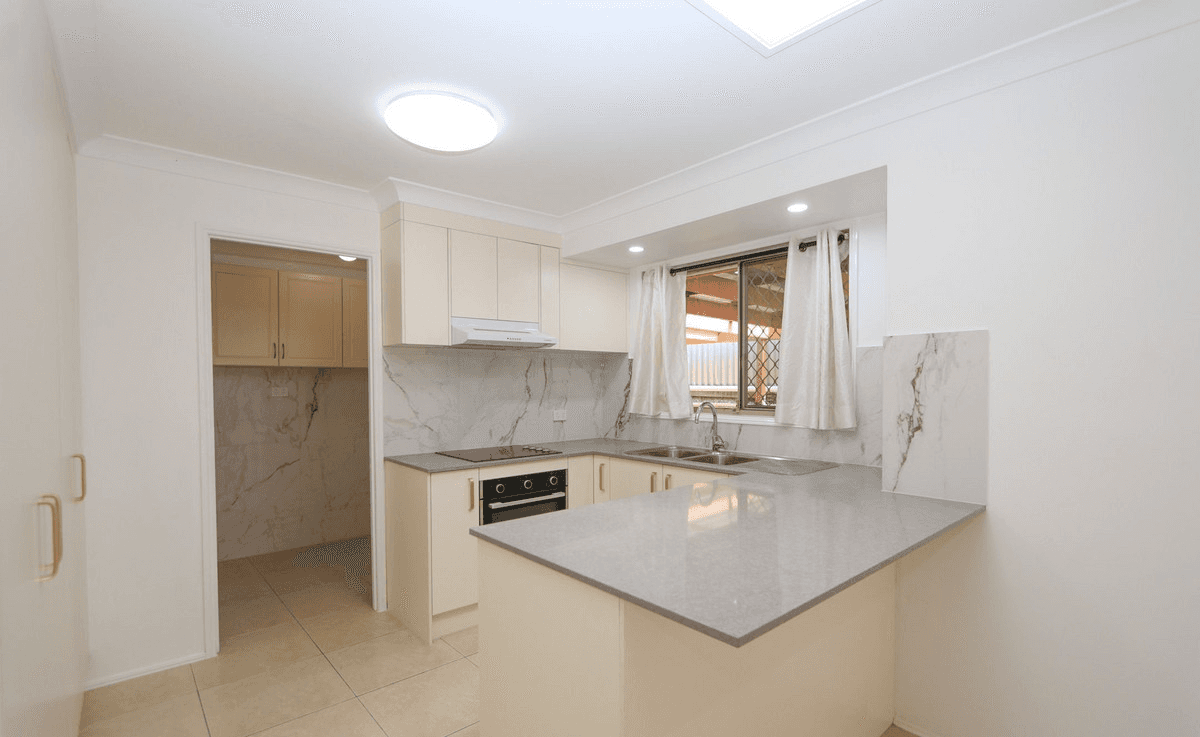 44 Watford Crescent, Molendinar, QLD 4214