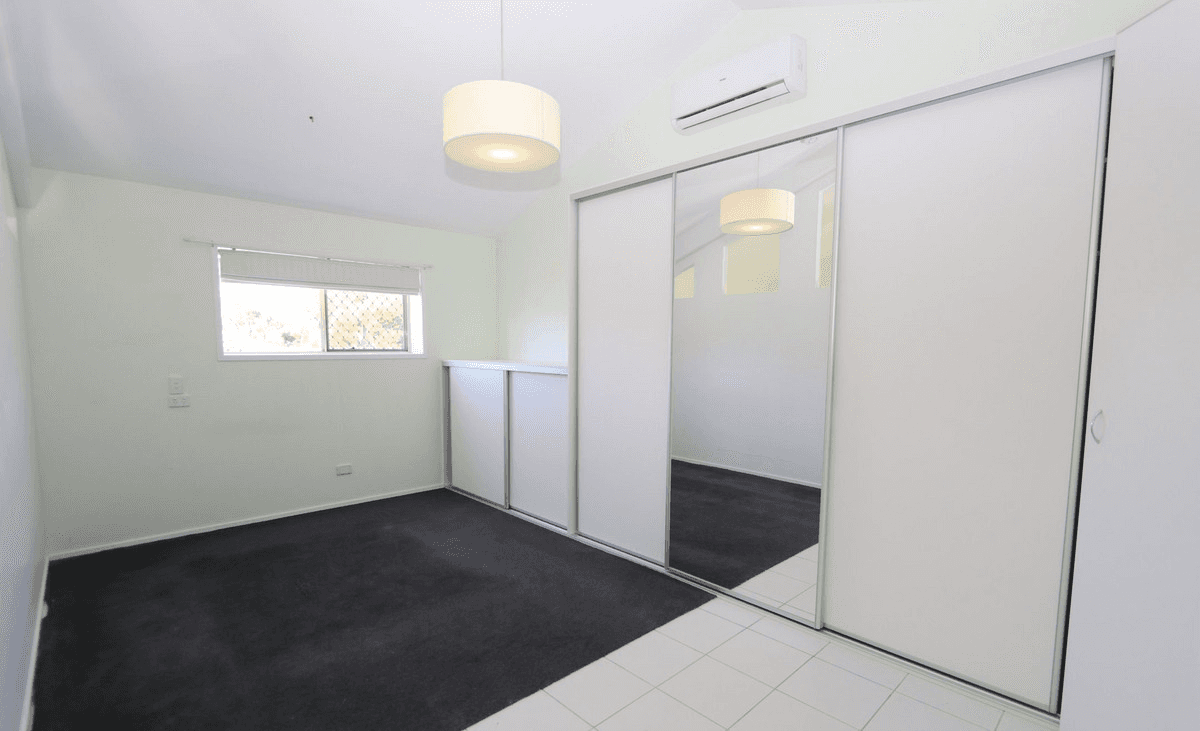 44 Watford Crescent, Molendinar, QLD 4214