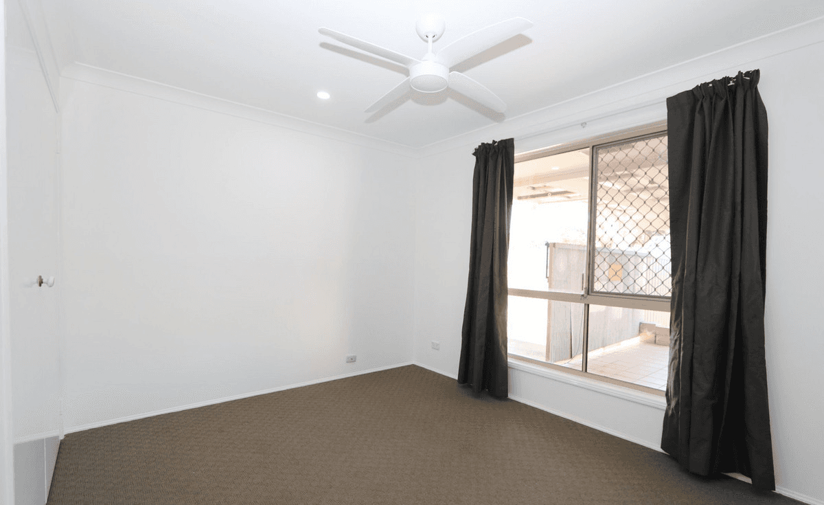 44 Watford Crescent, Molendinar, QLD 4214