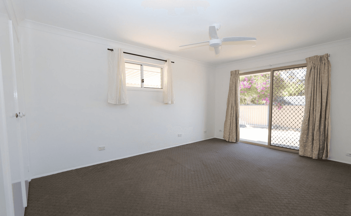 44 Watford Crescent, Molendinar, QLD 4214