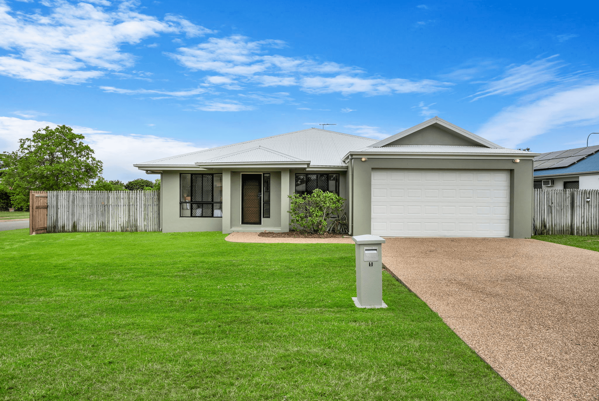 1 Ludlow Court, MOUNT LOW, QLD 4818