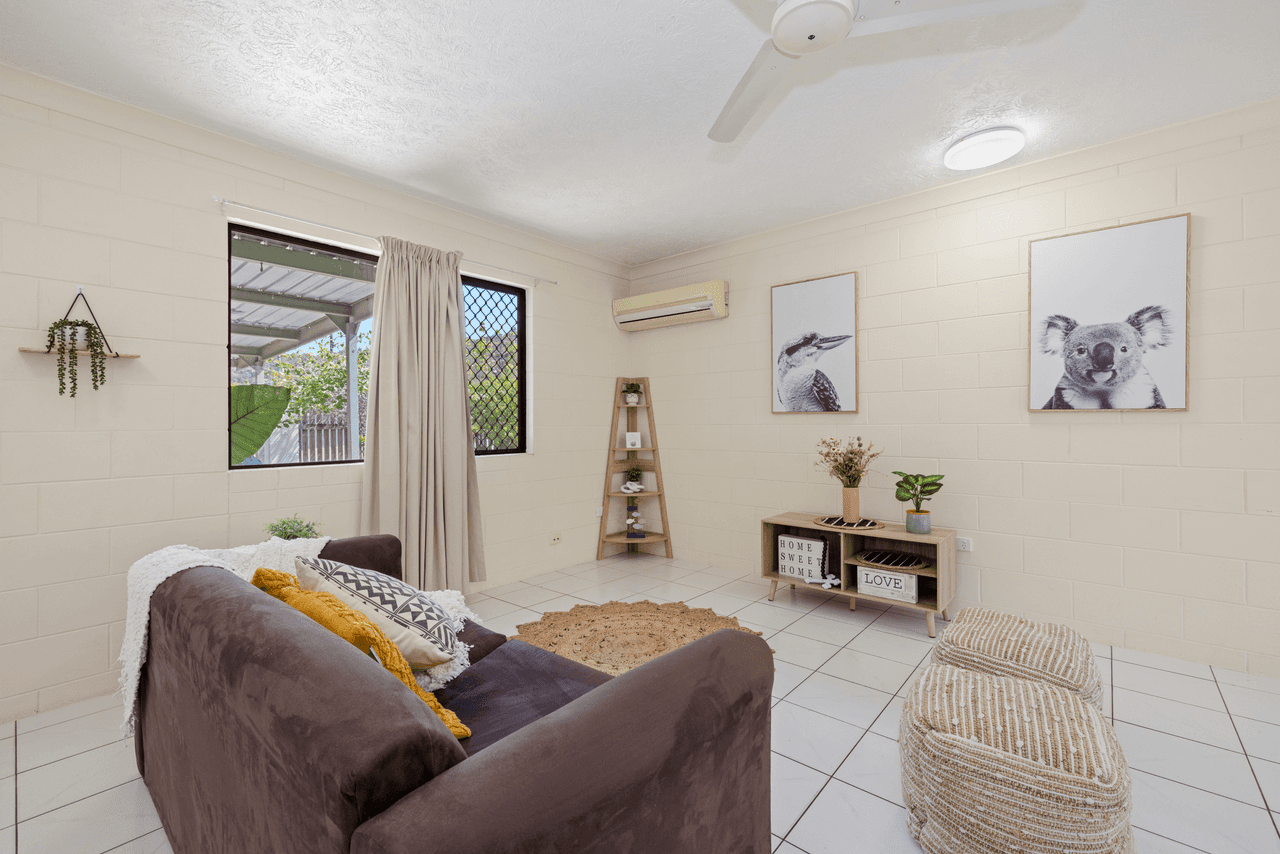 2 Corella Crescent, MOUNT LOUISA, QLD 4814