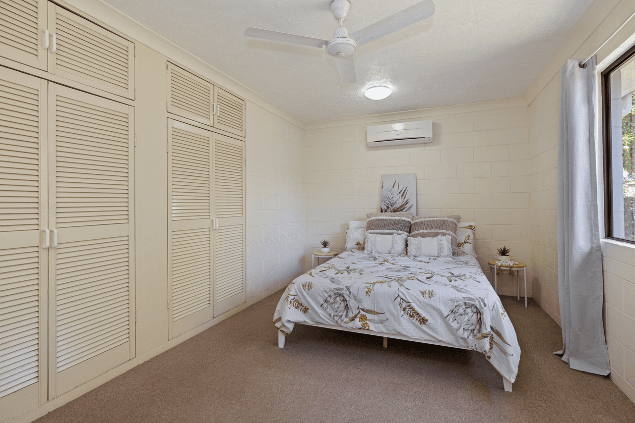 2 Corella Crescent, MOUNT LOUISA, QLD 4814