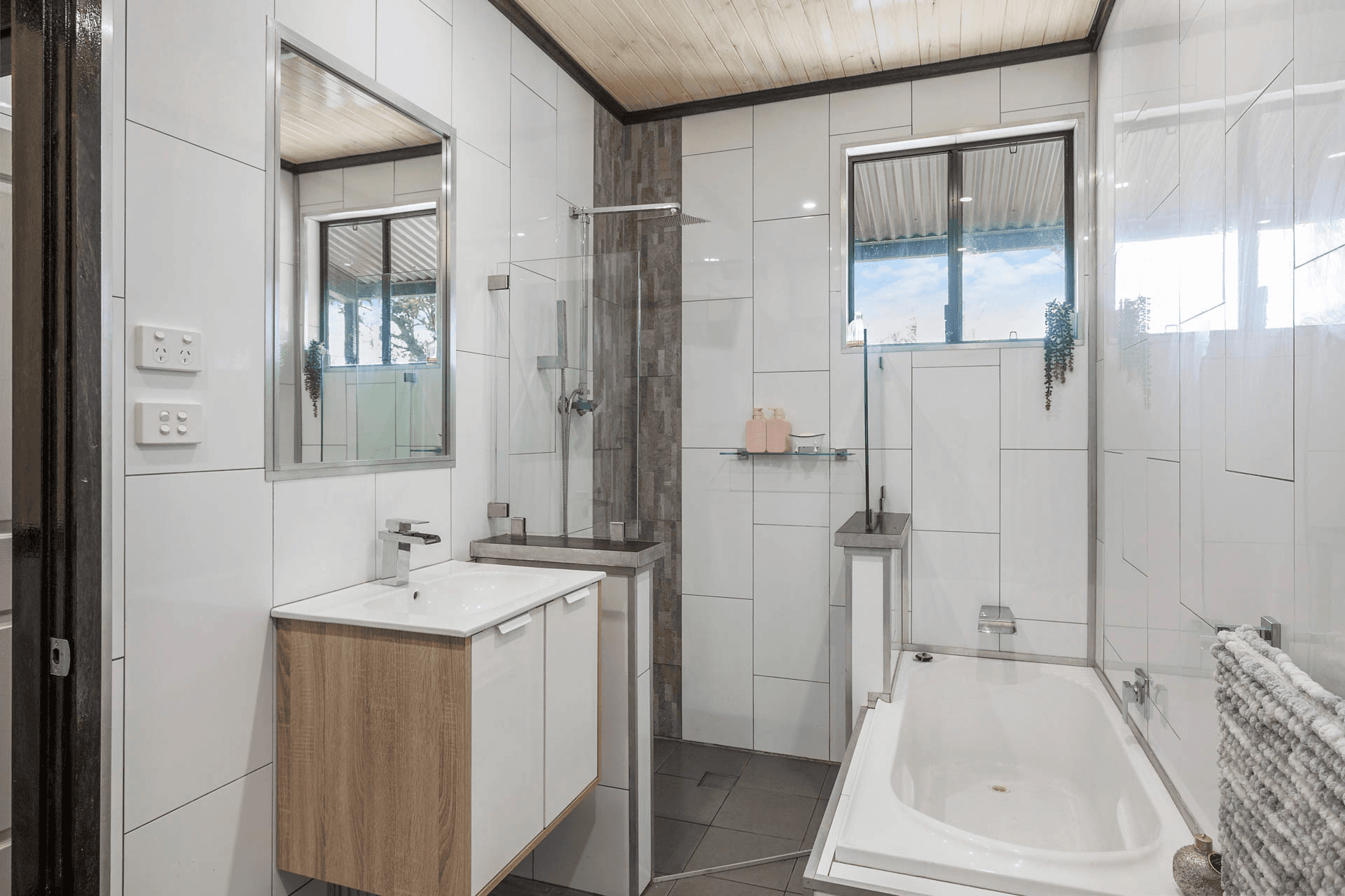 21 Oaklands Road, Pambula, NSW 2549