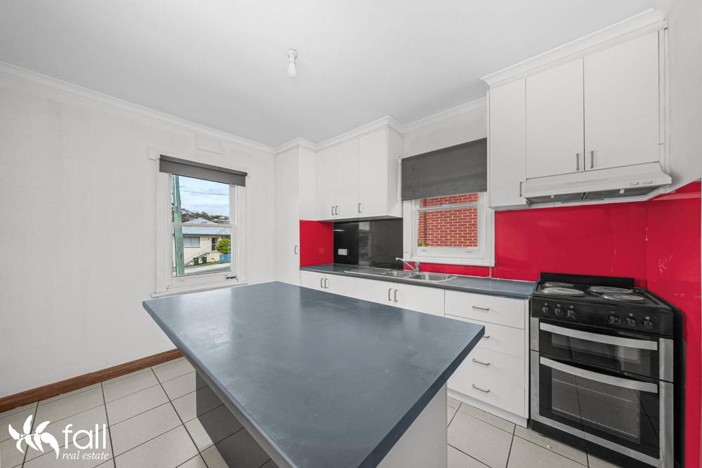 14 Corinda Grove, WEST MOONAH, TAS 7009