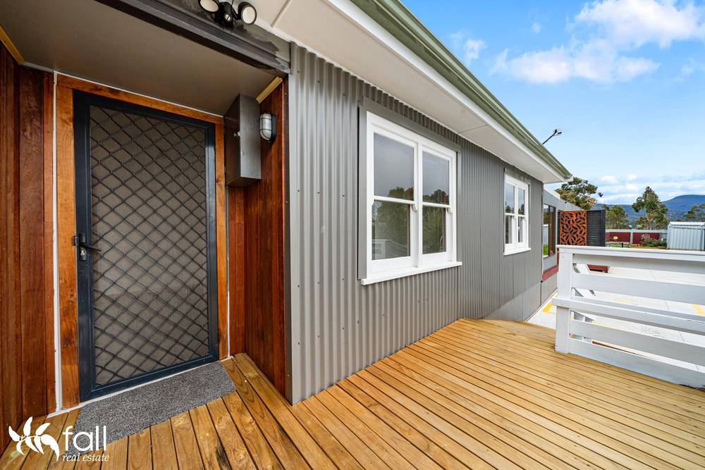 14 Corinda Grove, WEST MOONAH, TAS 7009