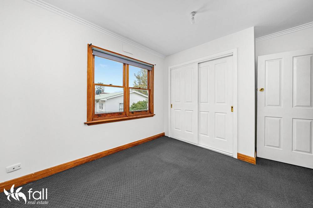 14 Corinda Grove, WEST MOONAH, TAS 7009