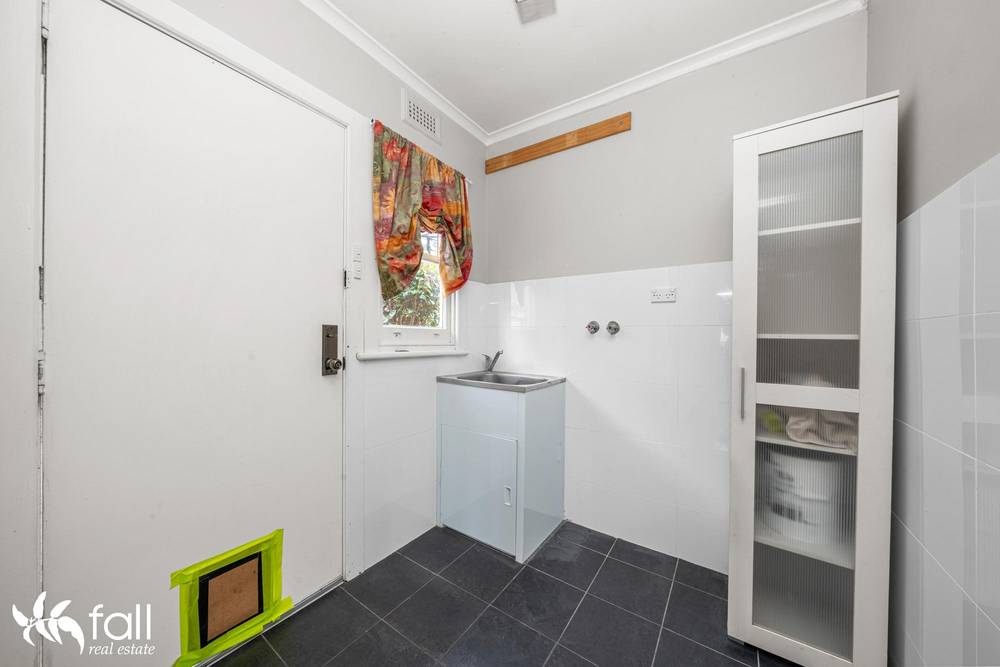 14 Corinda Grove, WEST MOONAH, TAS 7009